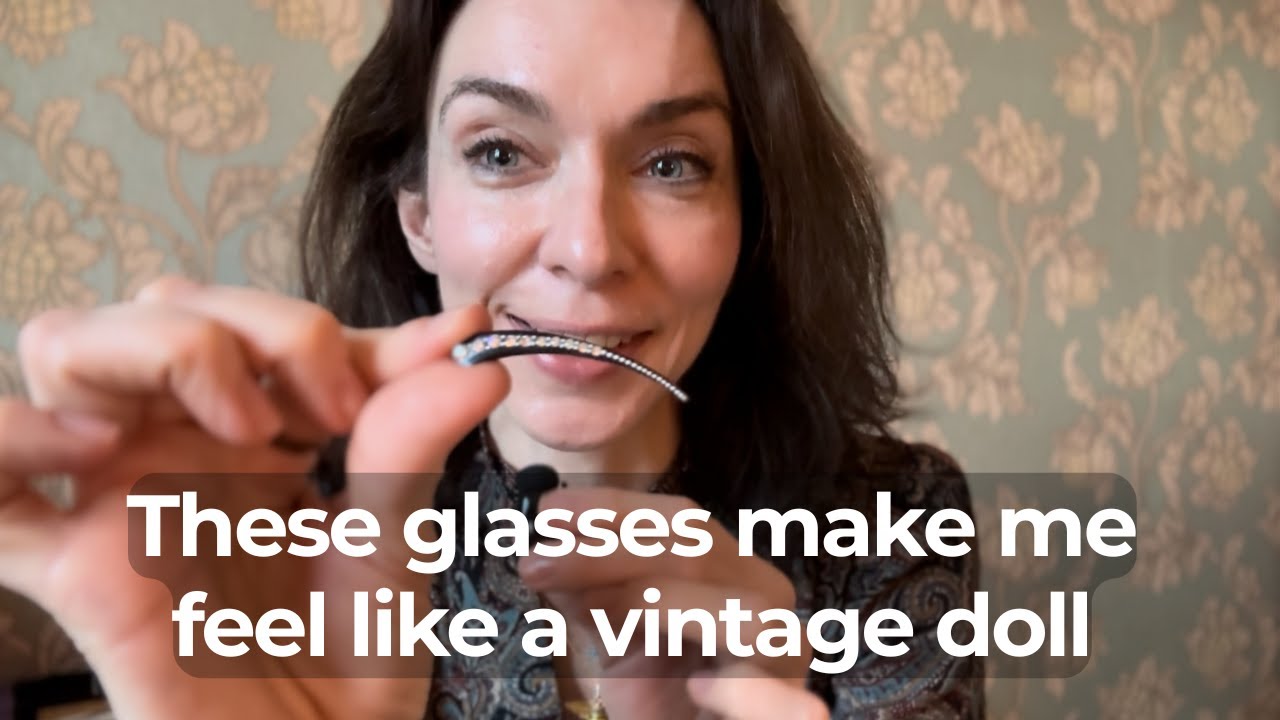 When Eyewear Wanted to Be Jewelry | Vintage Changeable Glasses From the 50s