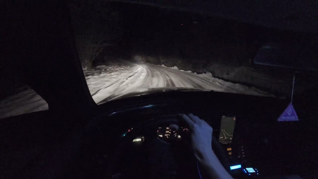 Mercedes W202 250D Snow Drifting [ POV ]