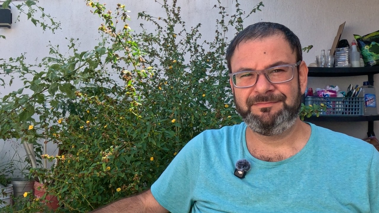Не стоит смотреть, уже слишком поздно.