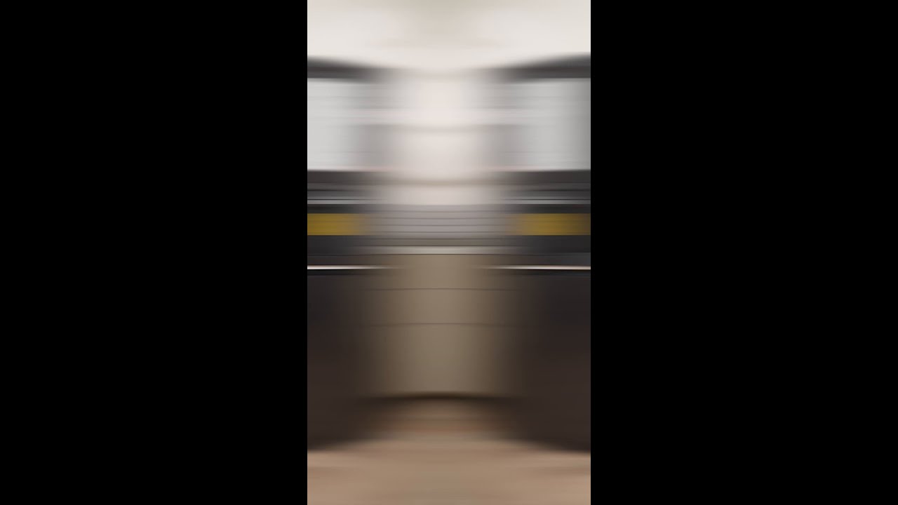 LG InstaView&reg; Counter-Depth MAX&trade; with Craft Ice&reg;  refrigerator ASMR