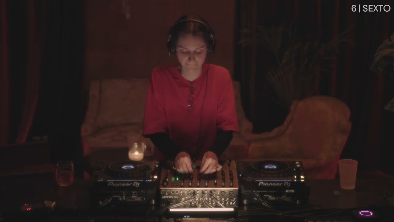 LOGINOVA x Record Session x Sexto Station