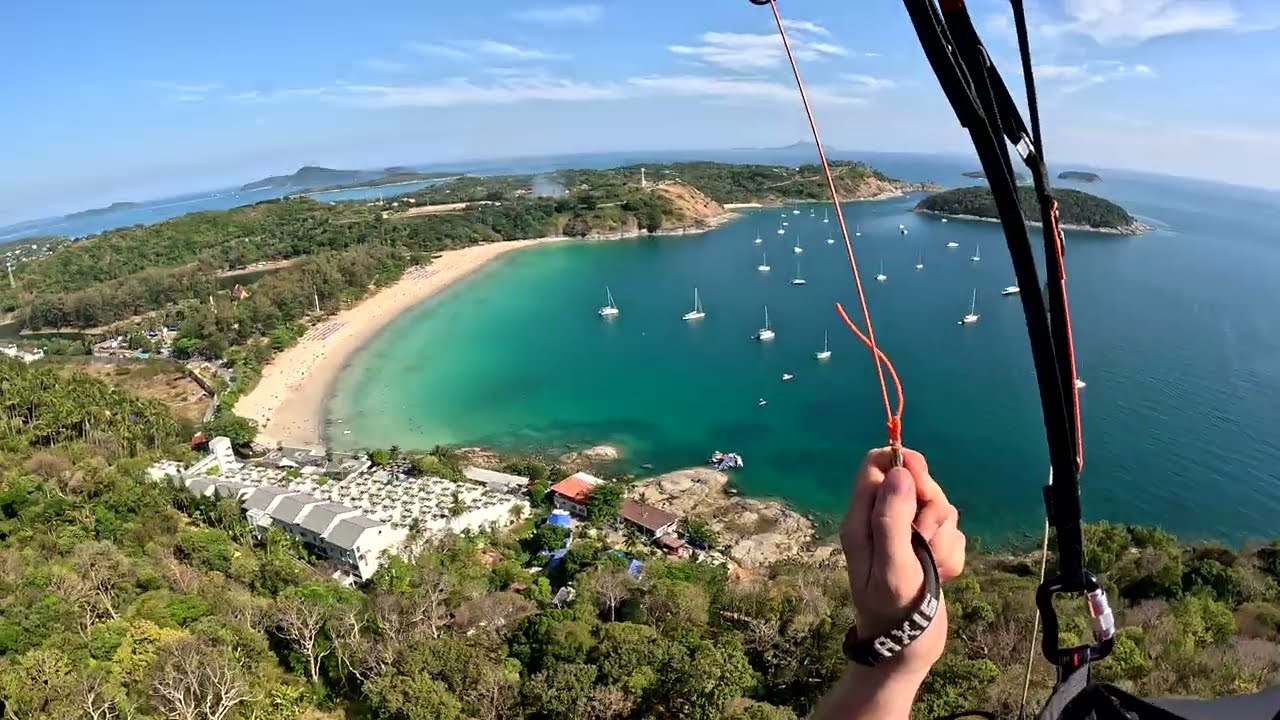 Paragliding Thailand Phuket-Black Rock take off mountain