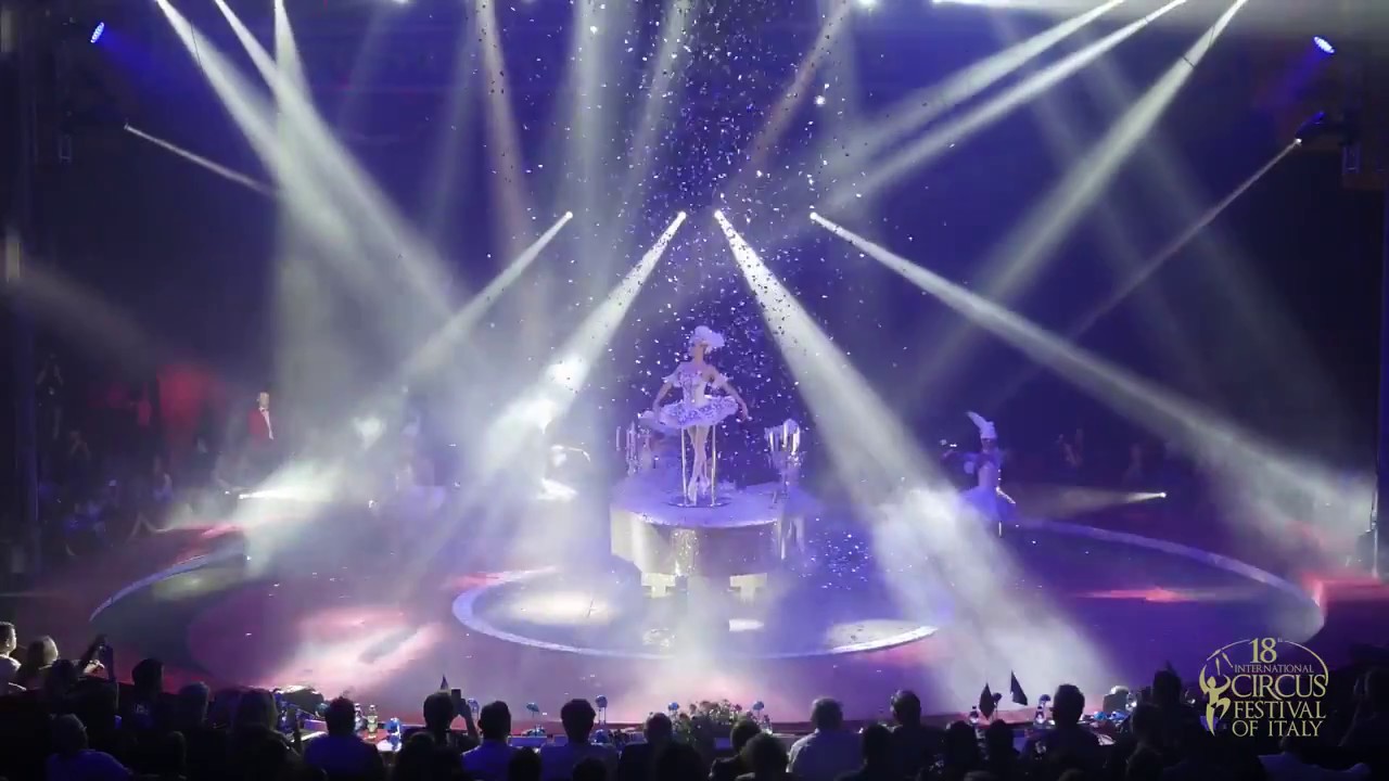 ROYAL CIRCUS OF GIA ERADZE Russia, White Scene   18th Int  Circus Festival of Italy 2016