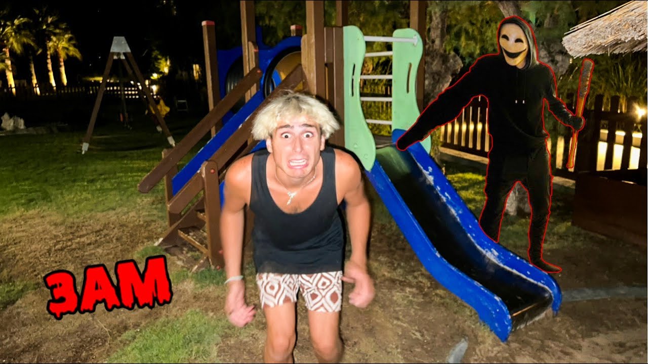ABBIAMO PASSATO LA NOTTE IN UN PARCO GIOCHI E QUALCUNO CI STAVA SPIANDO&hellip;😨 *3 di notte*