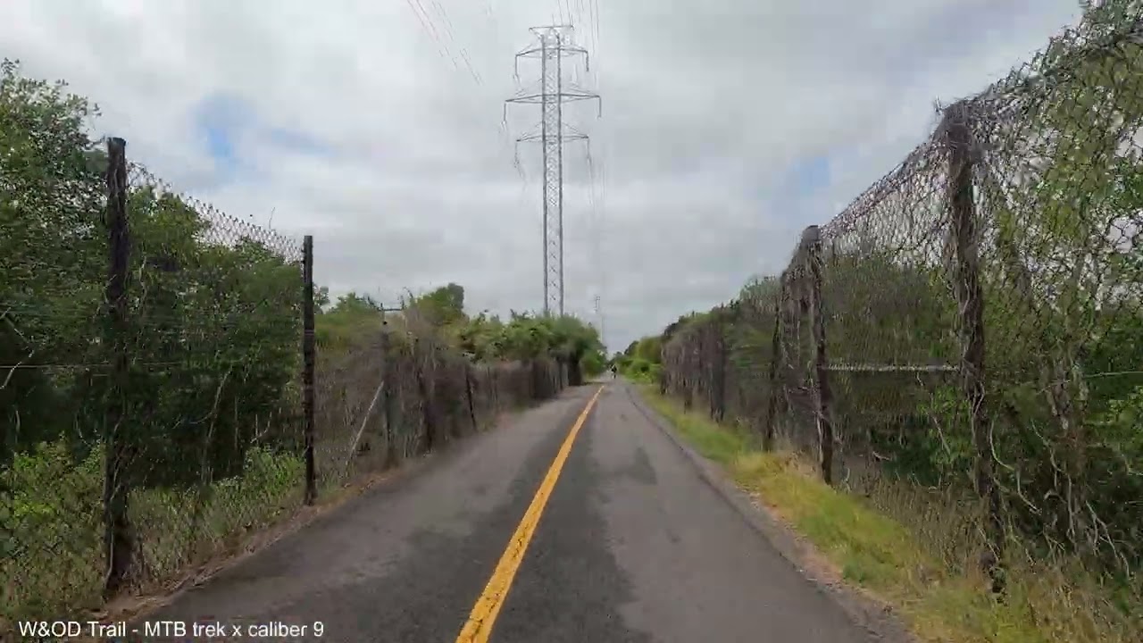 W&OD Trailhead 4K - MTB Trek x caliber x 9