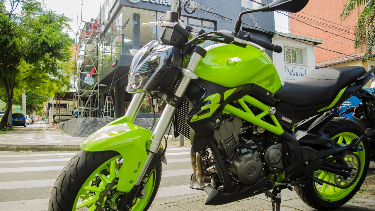 Así es la Nueva BENELLI 302S🔥 precio y ficha técnica