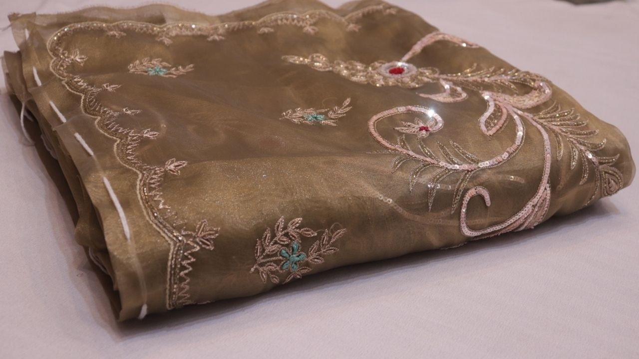 ARNG-4501 American Gold Saree with Exquisite Hand Embroidery||2026 Wedding Collection ✨Zardozi||Zari