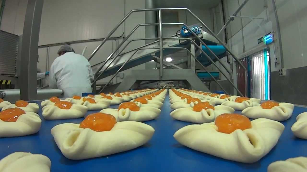 Form & Frys Automated Danish Production  Danish Make up Line