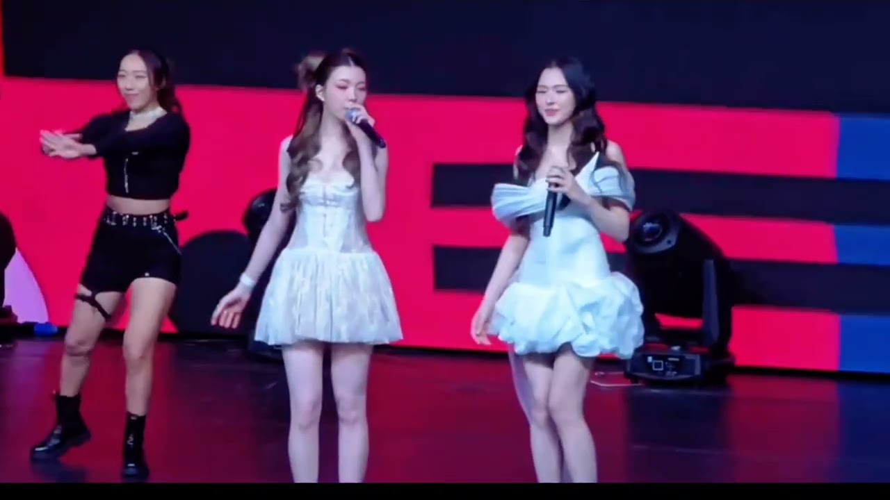 Teerak Krap &ndash; LingOrm Version Only you 1st Fan Meet in Macao