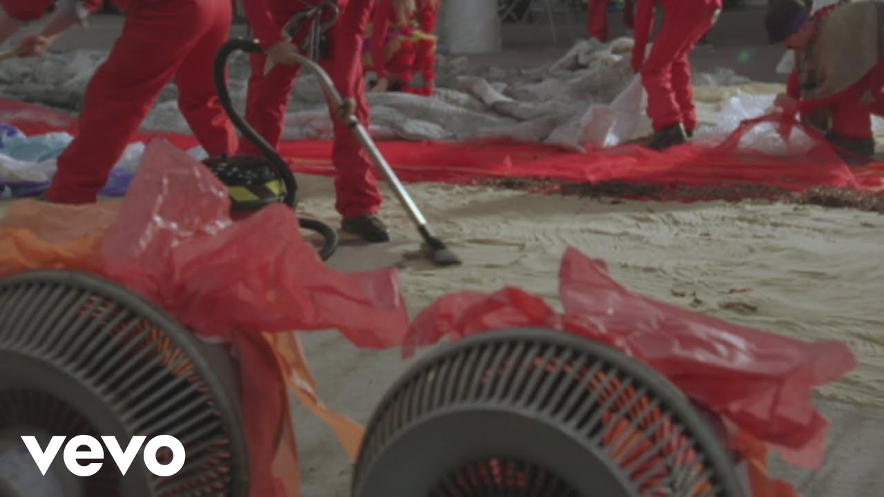 Hot Chip - Boy From School (Official Video) (HD)