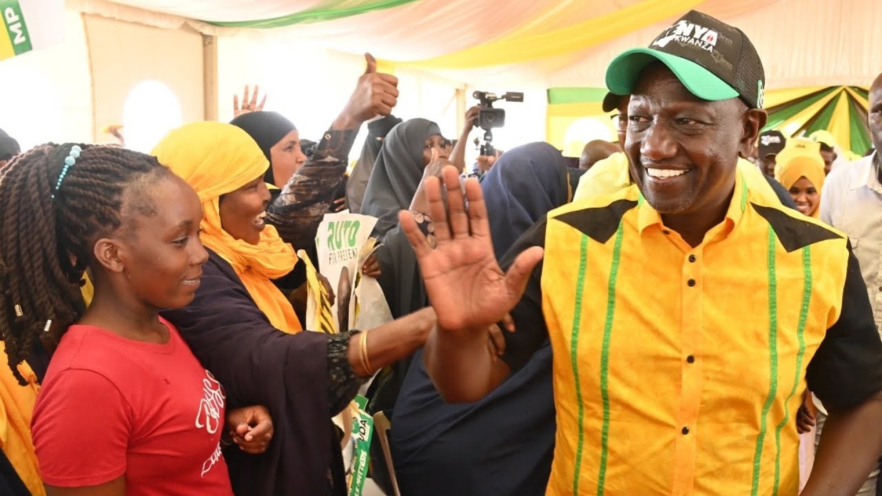 SEE HOW DP RUTO WAS SHOWN LOVE IN GARISSA TODAY!!
