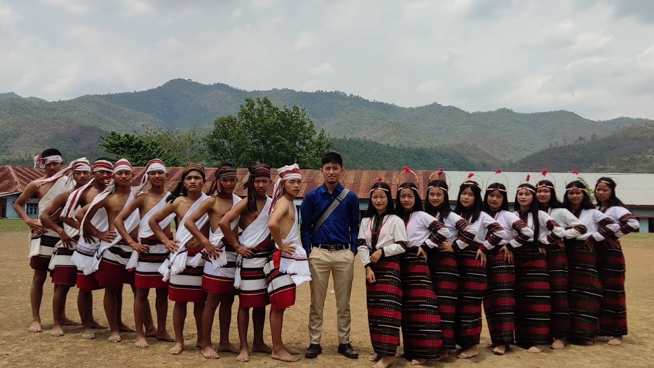 Tunnu Anglai || Zou Cultural Dance || St. Mary's High School Khollian by Johnmang Taithul.