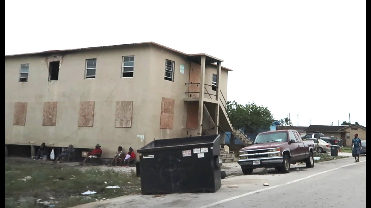 THE TOUGHEST LOOKING LITTLE TOWN IN FLORIDA / BELLE GLADE ,FL