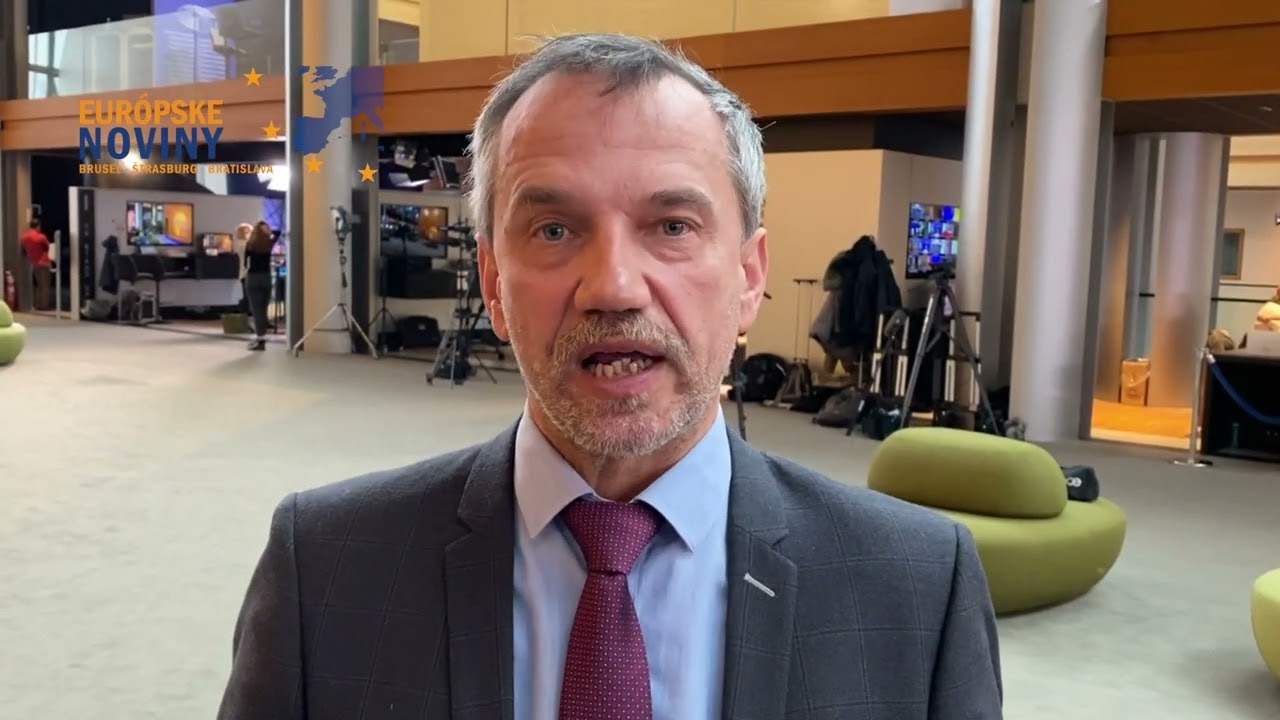 Robert Haj&scaron;el: Mus&iacute;me budovať aj vlastn&eacute; vojensk&eacute; kapacity, nestač&iacute; len zvy&scaron;ovať rozpočet