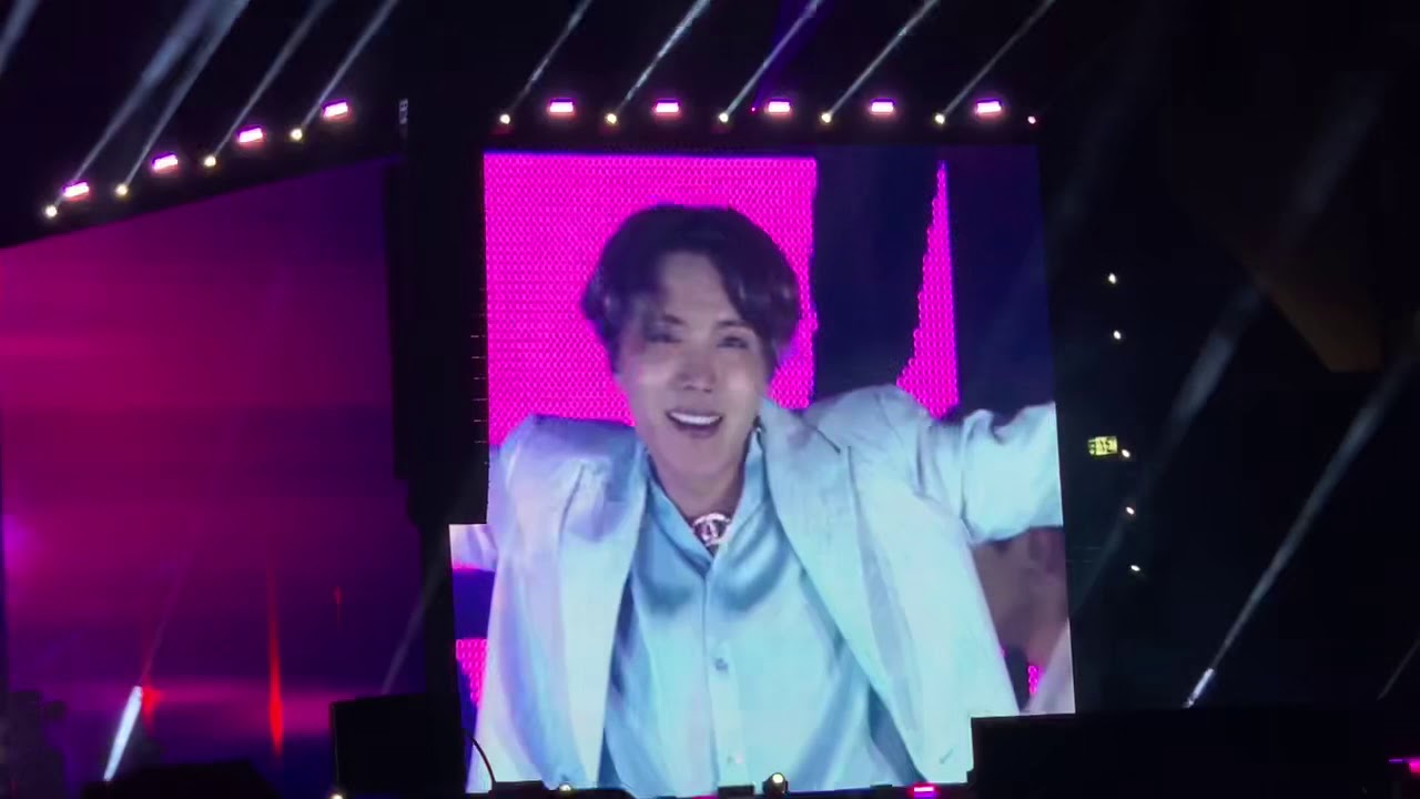 PART 3 - BTS Love Yourself - Speak Yourself Concert in Riyadh