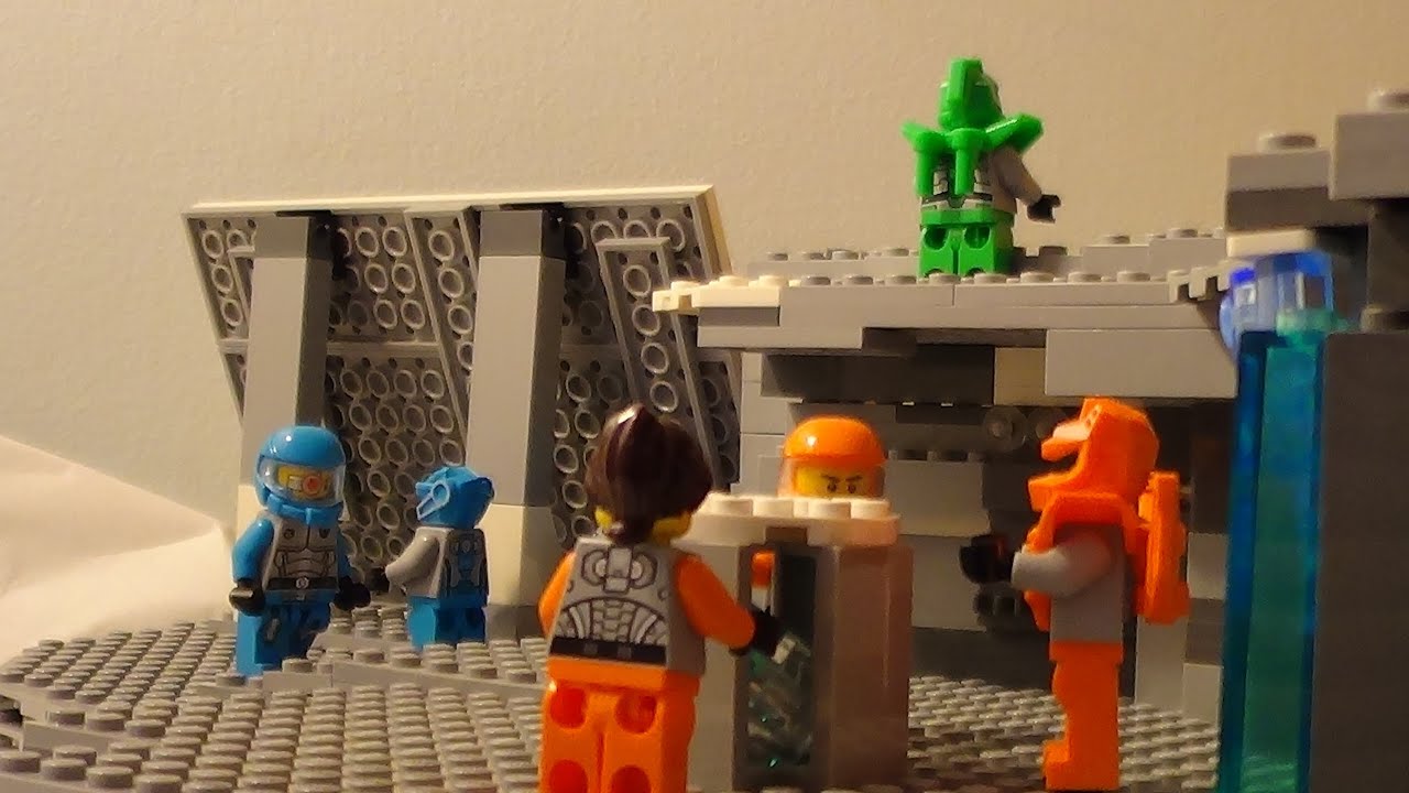 LEGO Galaxy Squad vs the Bugs 3 Movie