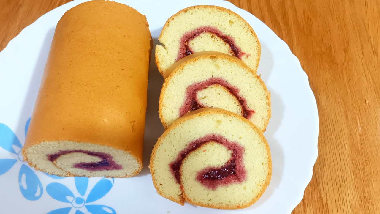 طريقة عمل سويسرول إقتصادى هش ☁️بأبسط وأسهل طريقة |how to make swiss roll!!