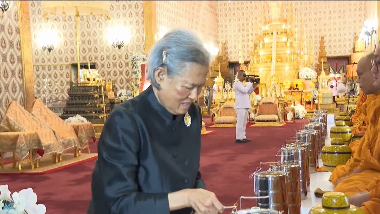 กรมสมเด็จพระเทพฯ ทรงบำเพ็ญพระราชกุศล ในการพระพิธีธรรมรับพระราชทานฉันเช้า วันที่ ๒๗ ตุลาคม ๒๕๖๘