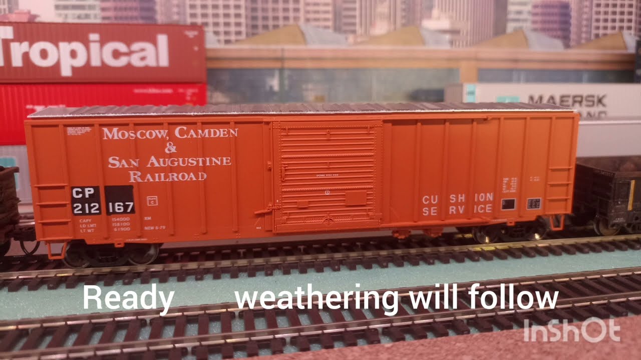 H0 Patch an IPD Boxcar #walthers