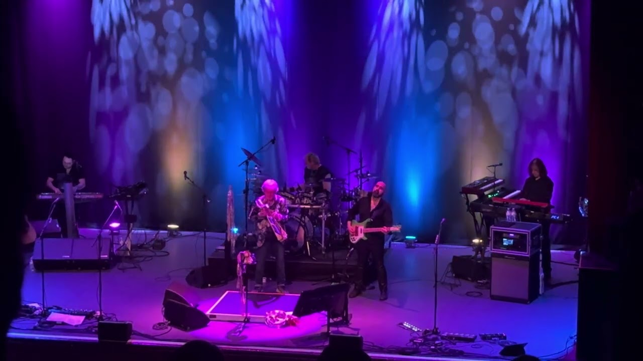 Jon Anderson and The Band Geeks
