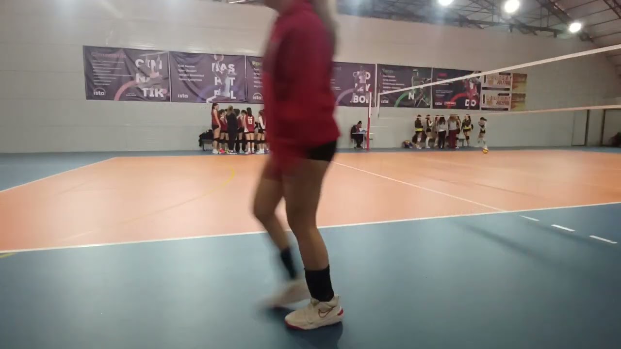 İtü küçük kızlar voleybol özel lig 