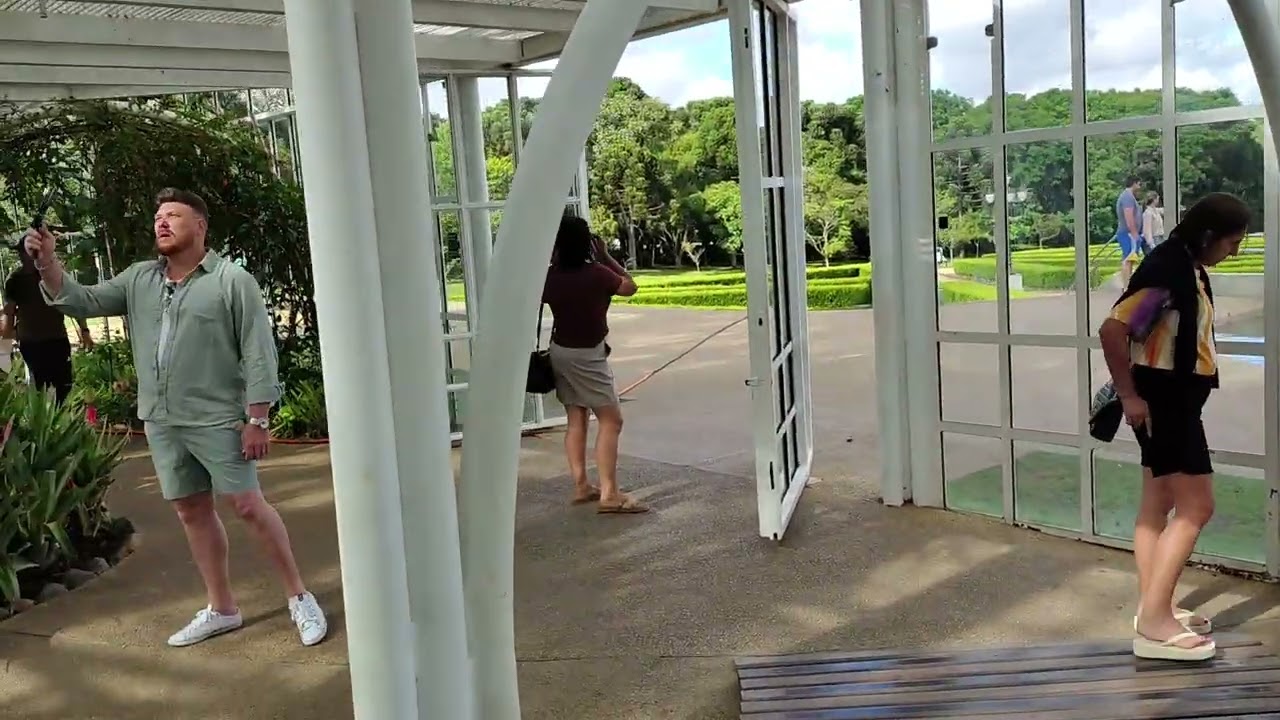 Como será o jardim botânico de Curitiba??? 
