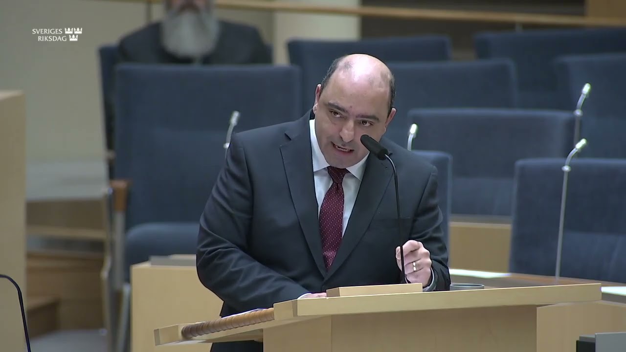Vänsterpartiet vill avskaffa den reglerade invandringen