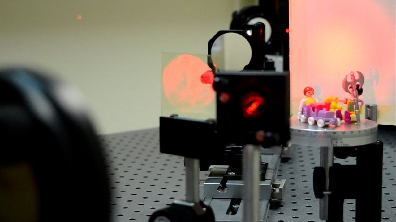 Holografía || ¿Qué es un holograma? || Registro, revelado y reconstrucción || OSAL Student Chapter