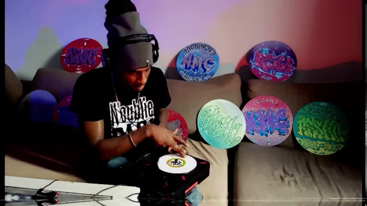 DJ KAPRISSON AT 1DAY 1BEAT BY DJ RESKA