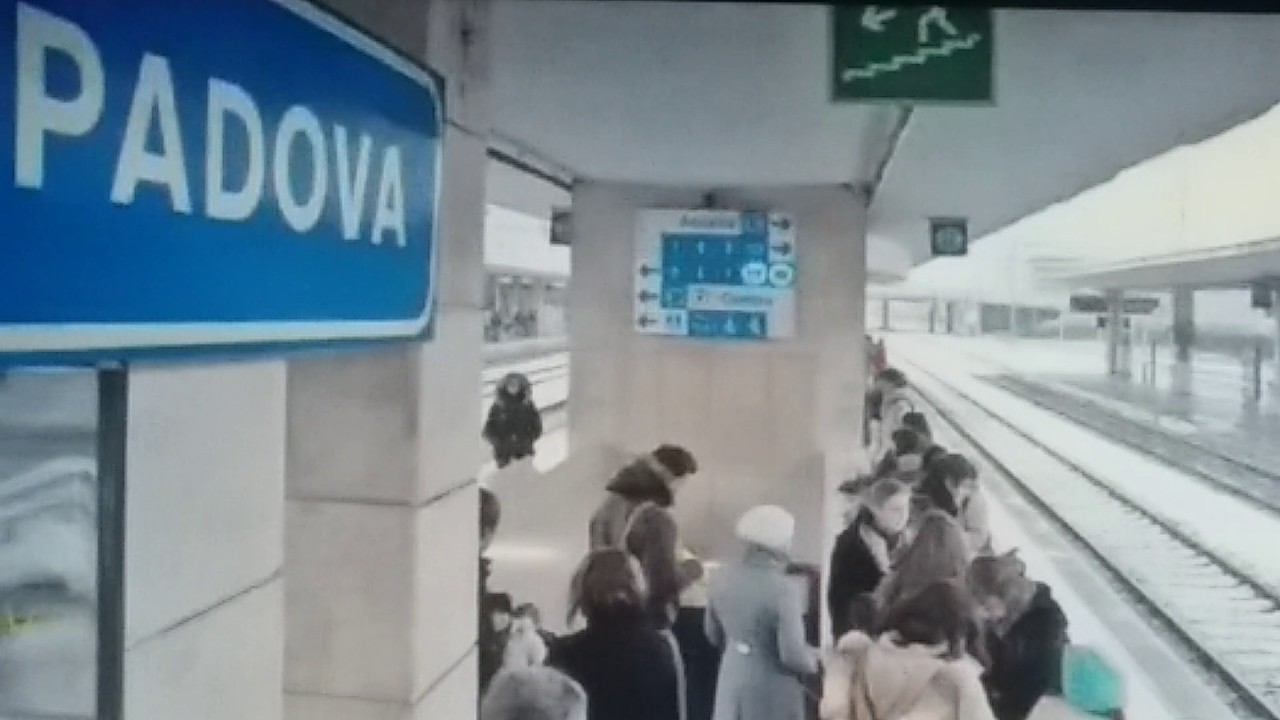 ANNUNCI ALLA STAZIONE DI PADOVA