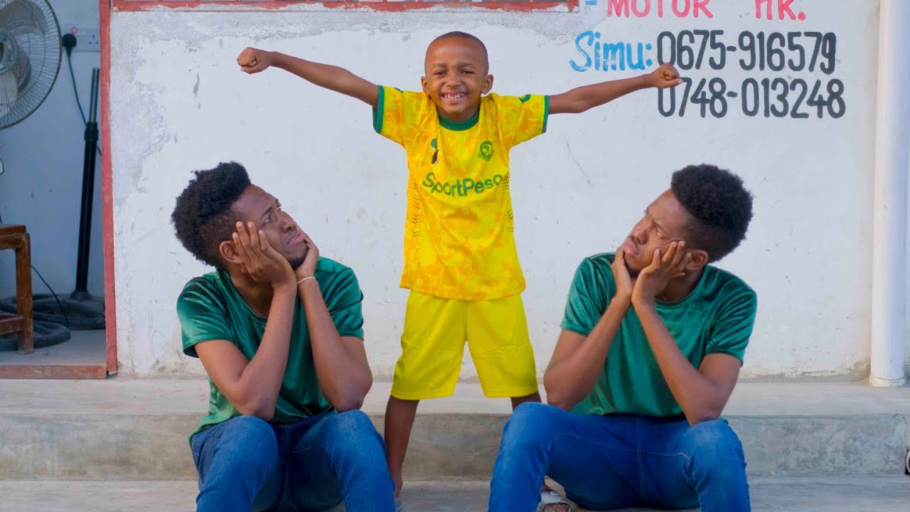 YANGA WAFANYA MAAJABU KUTANA NA SHABIKI MTUKUTU WA YANGA MWENYE UMRIMDOGO #DOGOOSUMANI #TWINSNATION