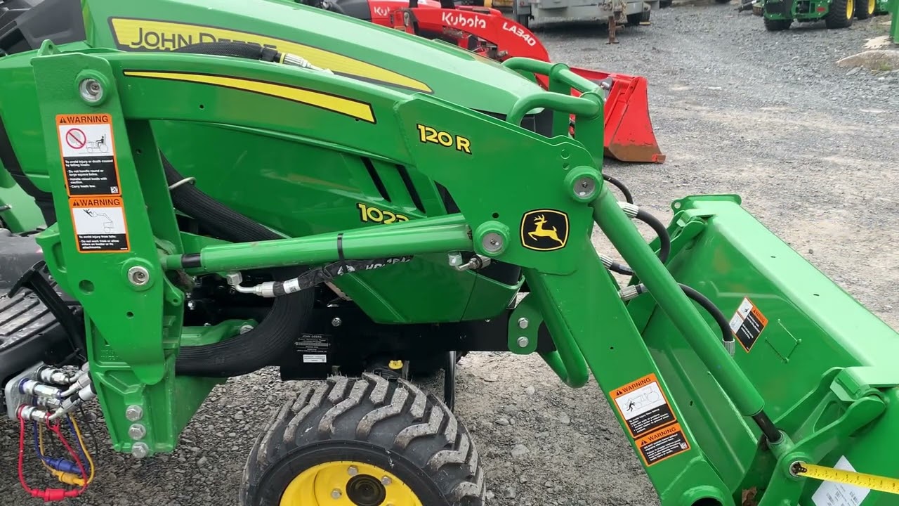 Сравнение Deere 1023E с Kubota BX23S и Kioti
