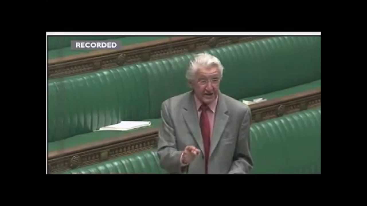 Деннис Скиннер — блестящий вклад в дебаты по вопросу королевских расходов в июле 2011 года.
