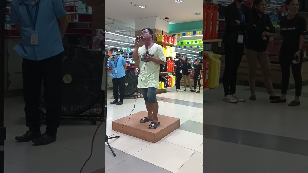 BED OF ROSES COVER