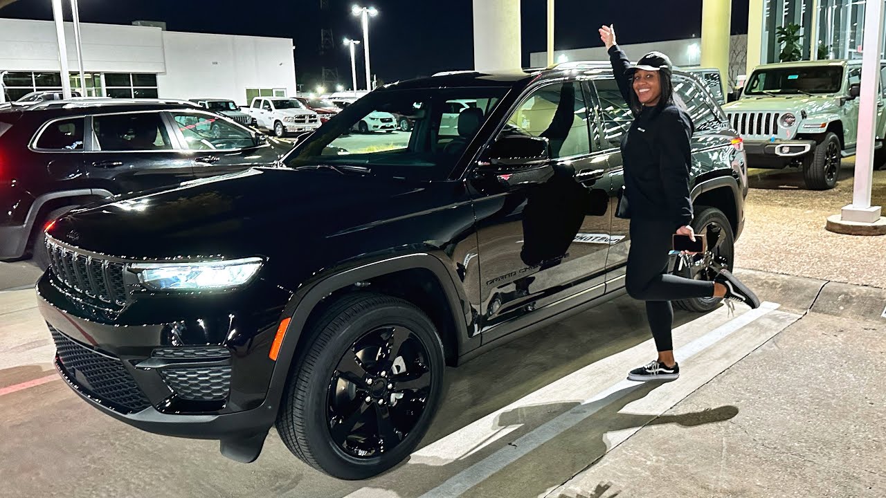 Новая машина жены! Jeep Grand Cherokee Altitude 2023 года