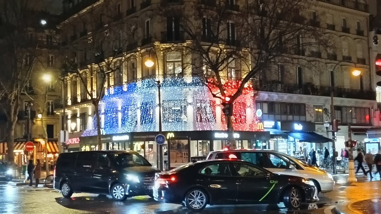 Paris, France 🇨🇵🇨🇵 Strasbourg Saint Denis Walking Tour Travel Vlog in HD VIDEO 📷📷📸📸