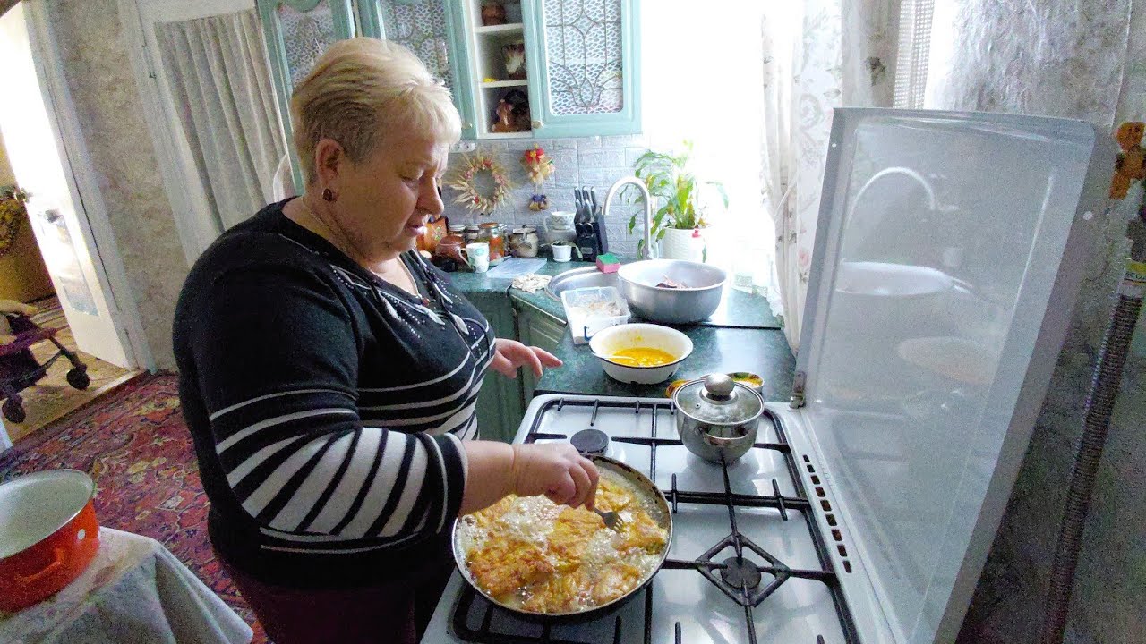 Сьогодні головна героїня кухні мамулічка