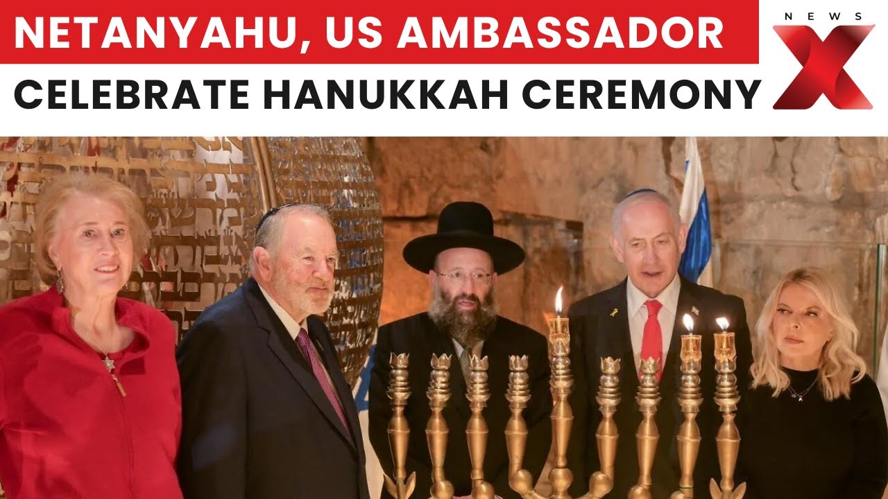Netanyahu, US Ambassador Mike Huckabee Light Menorah at Western Wall