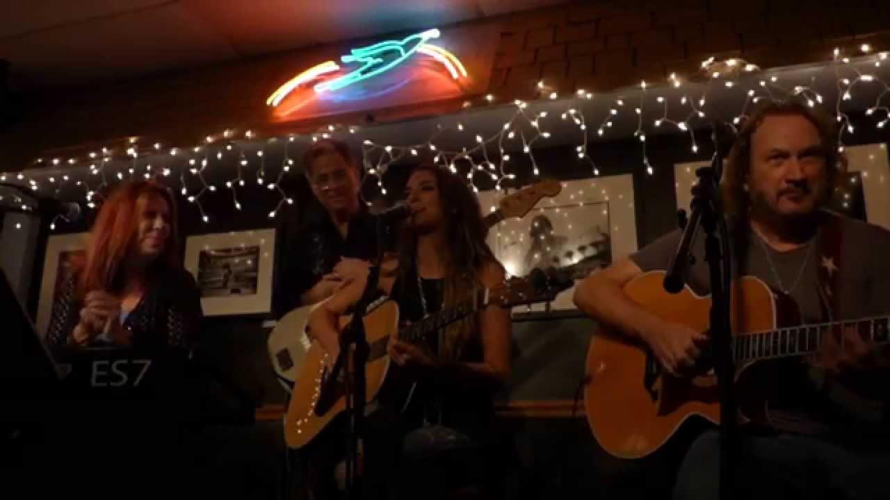 Lacy Cavalier, Louisianne (at the Bluebird Cafe)