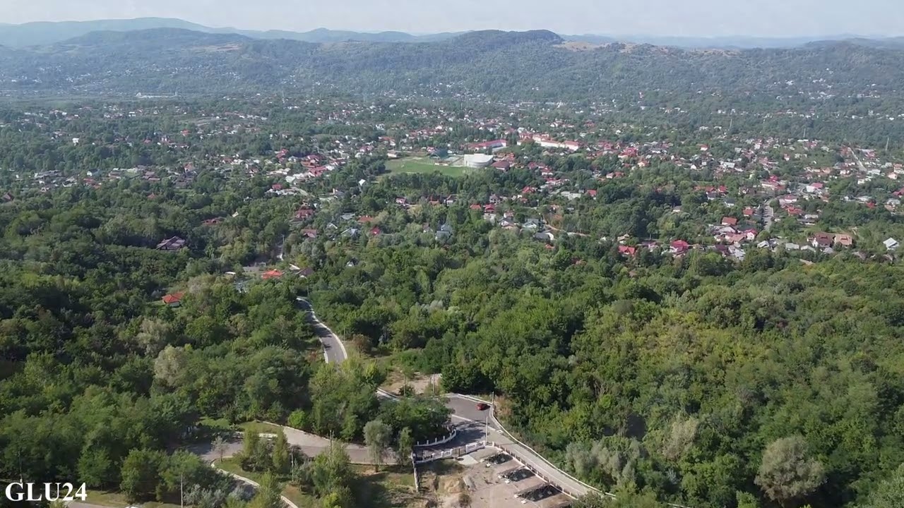 Crucea și Mănăstirea de la Cornu, septembrie 2025.