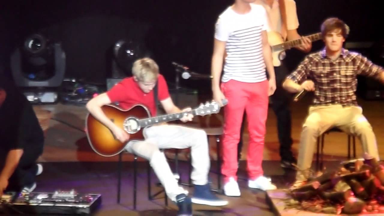 one direction - medley + torn (live hd) (wolverhampton up all night tour)