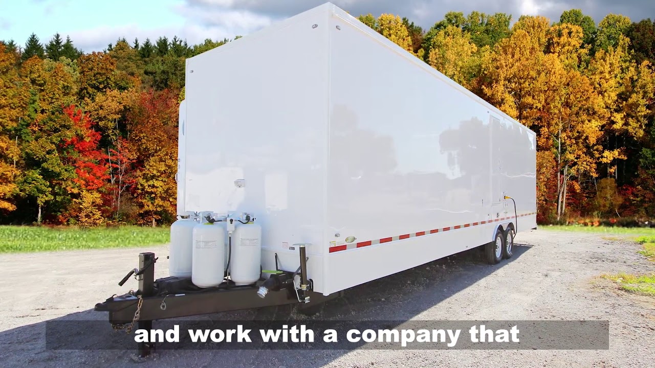 8 Station Shower Trailer | Classic Series - Private Floor Plan