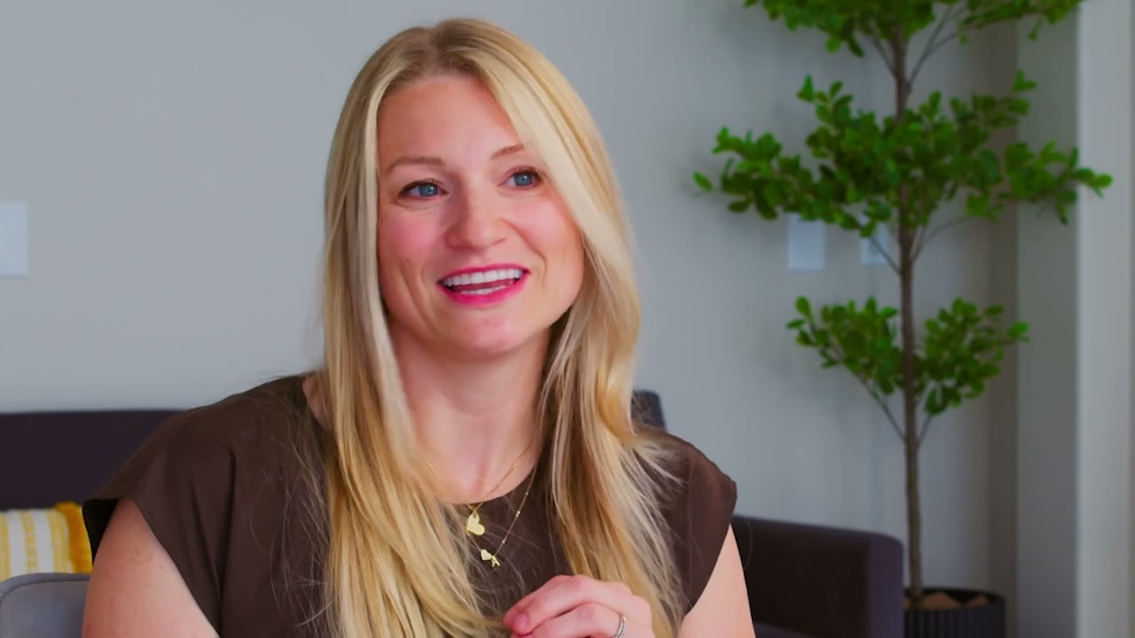 Micaela a.talks About Getting Her Smile Restored Back to a Good Healthy State