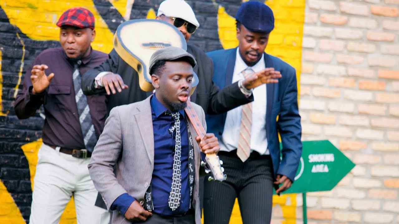 🚨Abapansiyone batwibukije ibihe bya kera😁😄