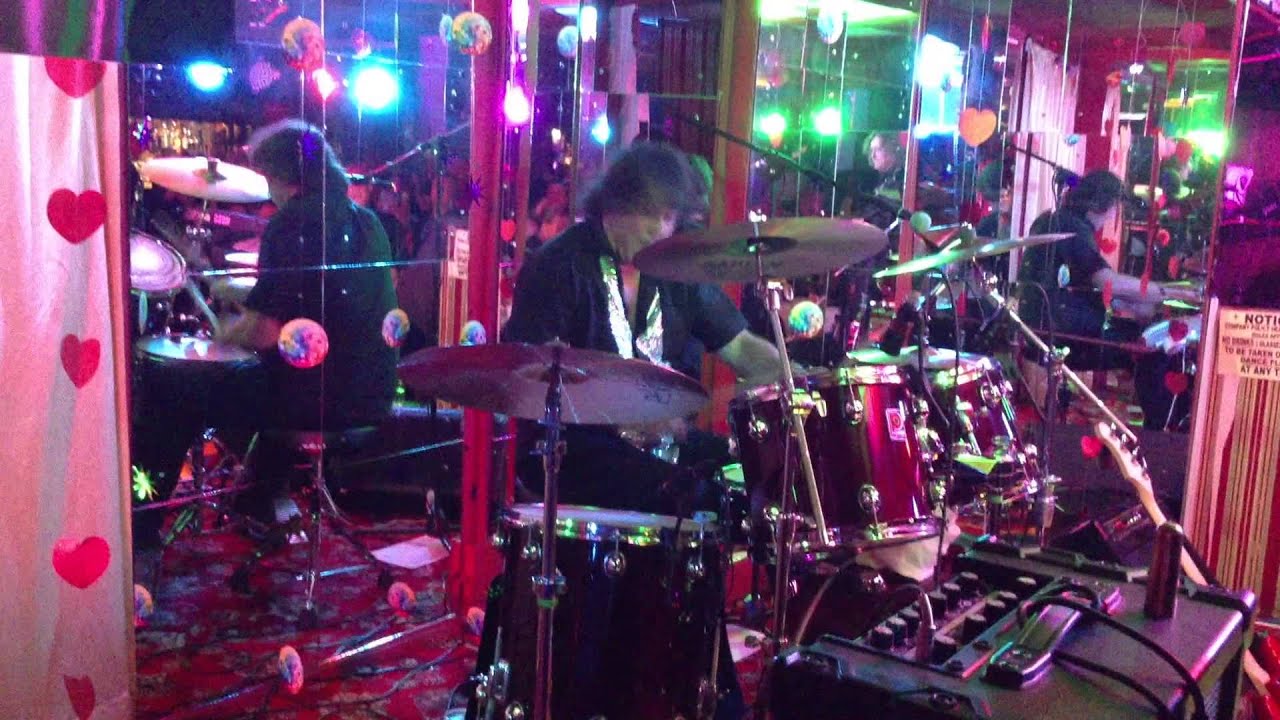 Glitter Band...Rock on.... Pete phipps with the rest of The Glitter band Oldham February 2015