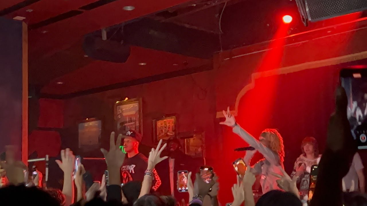 Nine Vicious - F**k Ogs (LIVE) For Nothing Tour Houston Texas