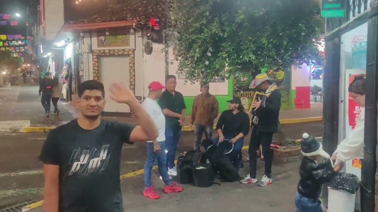 Ecuador  night view 🌃||  Ecuador me liye duty ka saman 