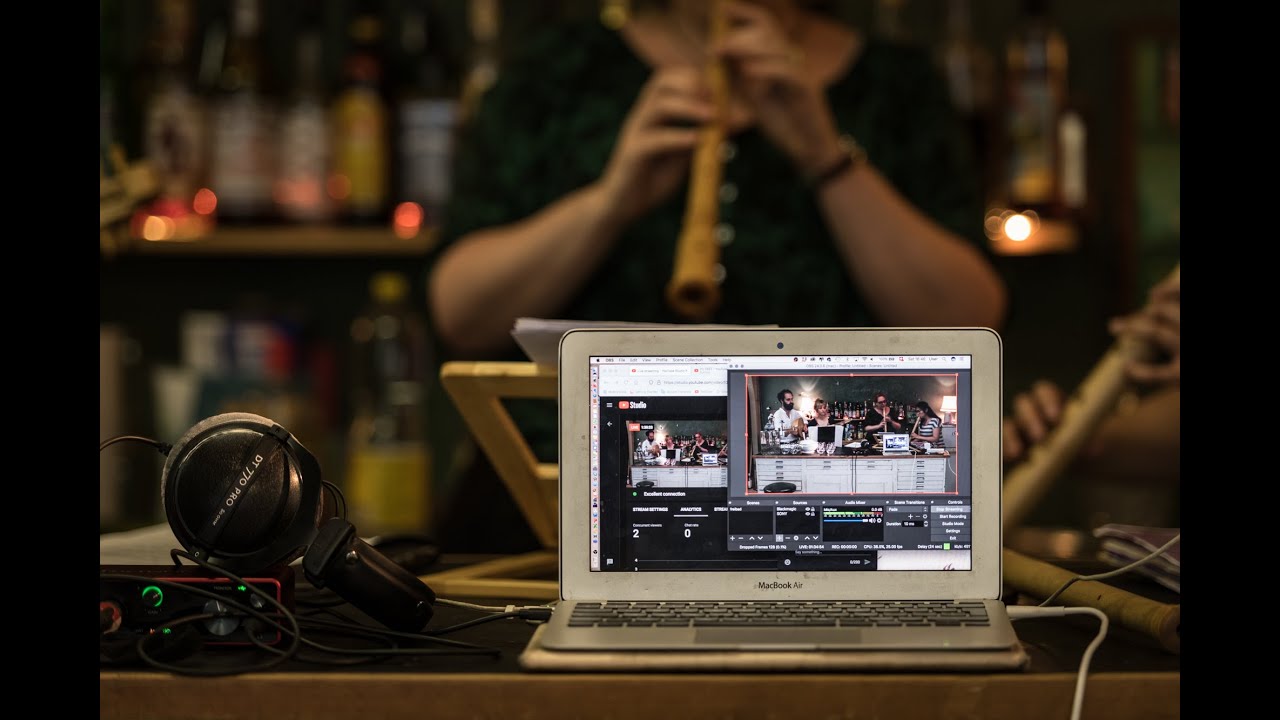 MUSIC//BAR//NONE Season 2 #1 (Hothby Edition)
