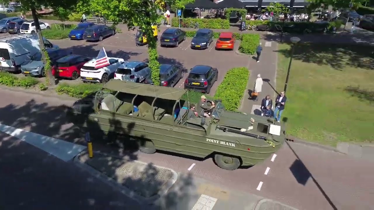 Het Gooi Bevrijd Editie 2025 - Drone beelden Huizen - 3 mei 2025