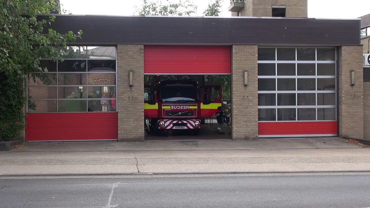 Suffolk Fire & Rescue Service- Princes Street ErT(58reg Volvo FL) Turnout July 2018